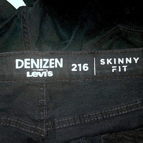 Levi’s Denizen Womens Size 33x30 Dark Wash Jeans 216 Skinny Fit Straight Classic - Picture 7 of 11